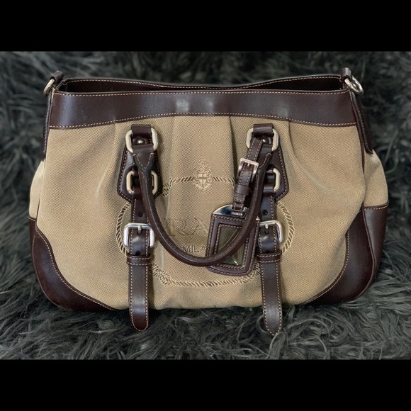 Prada - Picture 13 of 13